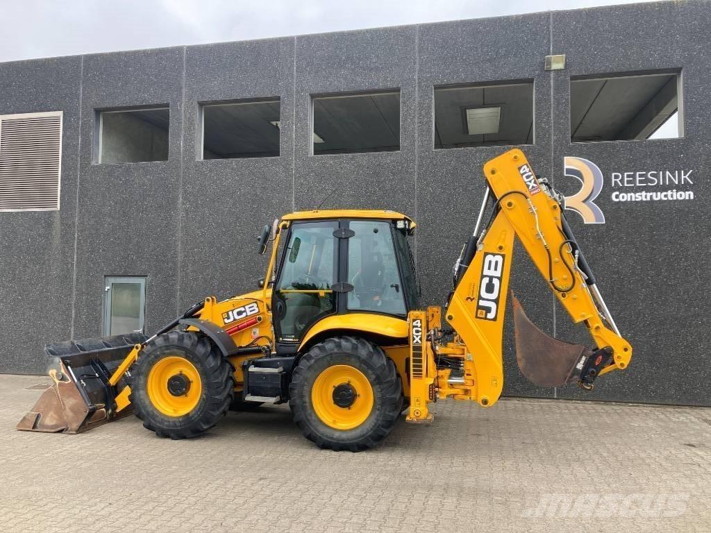 JCB 4 CX Pro 反铲装载机