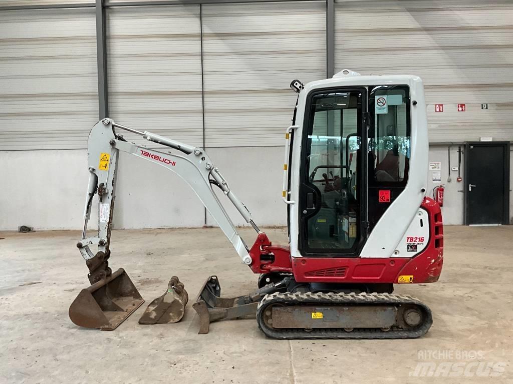 Takeuchi TB 216 小型挖掘机