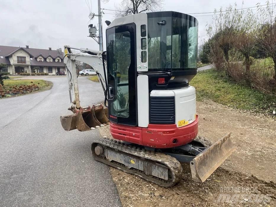 Takeuchi TB 23 R 小型挖掘机