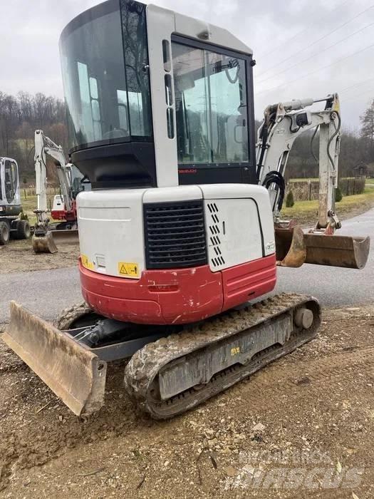 Takeuchi TB 23 R 小型挖掘机
