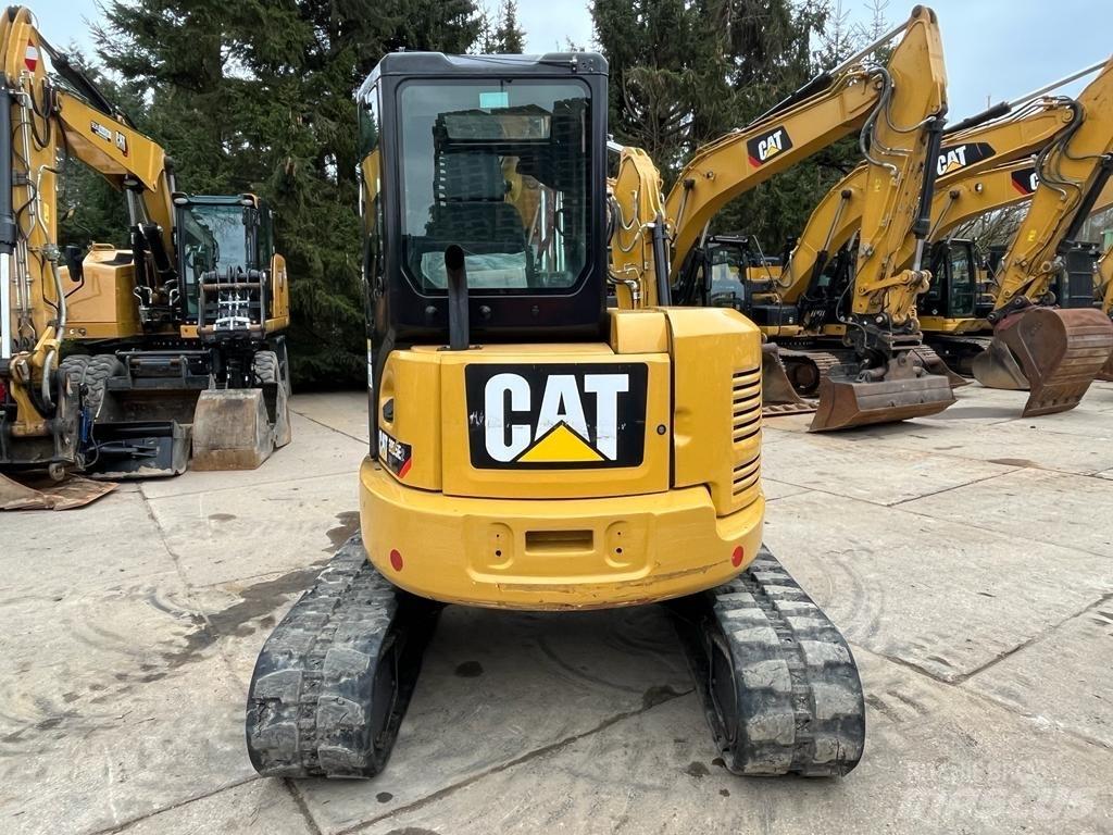 CAT 305.5E2 小型挖掘机