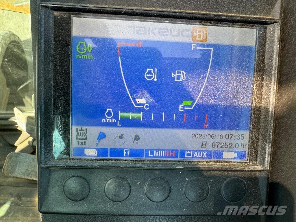 Takeuchi TB290 (01066) 中型挖掘机
