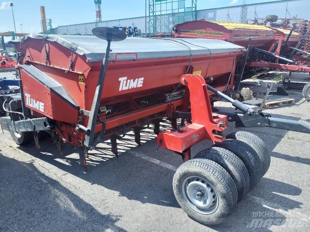 Tume HKL 4000 JC 多功能条播机