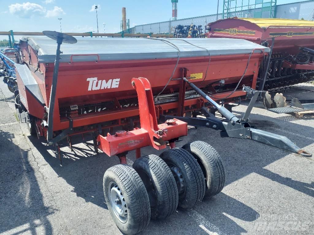 Tume HKL 4000 JC 多功能条播机