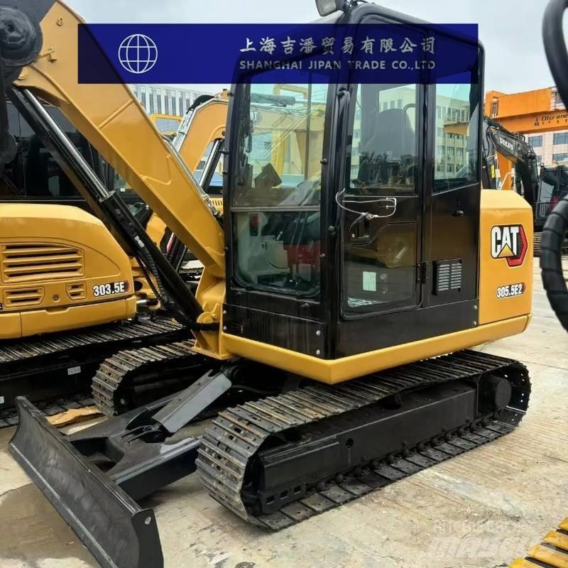 CAT 305.5 E 小型挖掘机