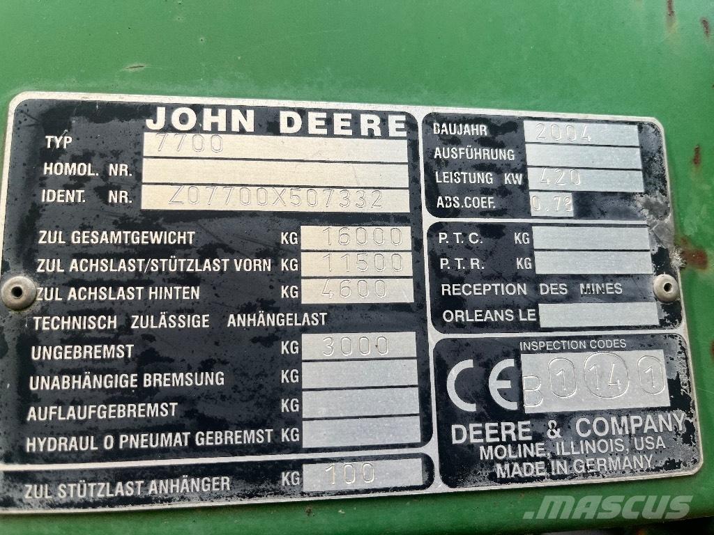 John Deere 7700 自走式青贮饲料收割机