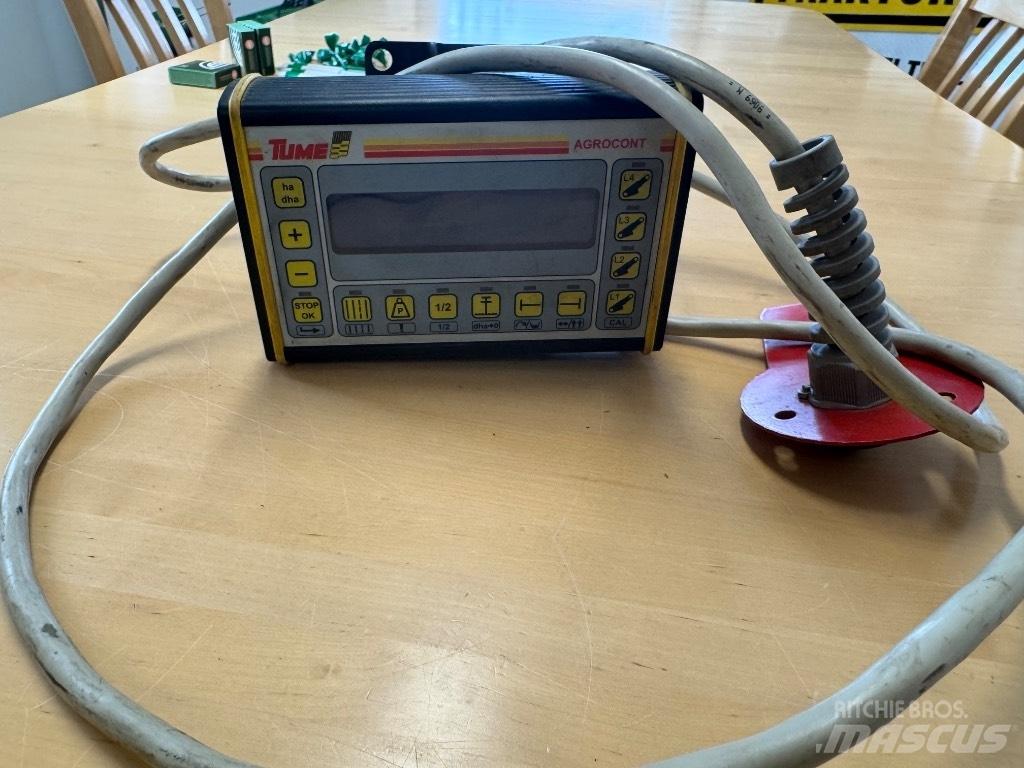 Tume Nova Combi 4000 多功能条播机