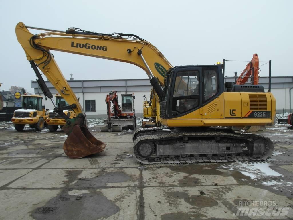 LiuGong CLG 922 E 履带挖掘机
