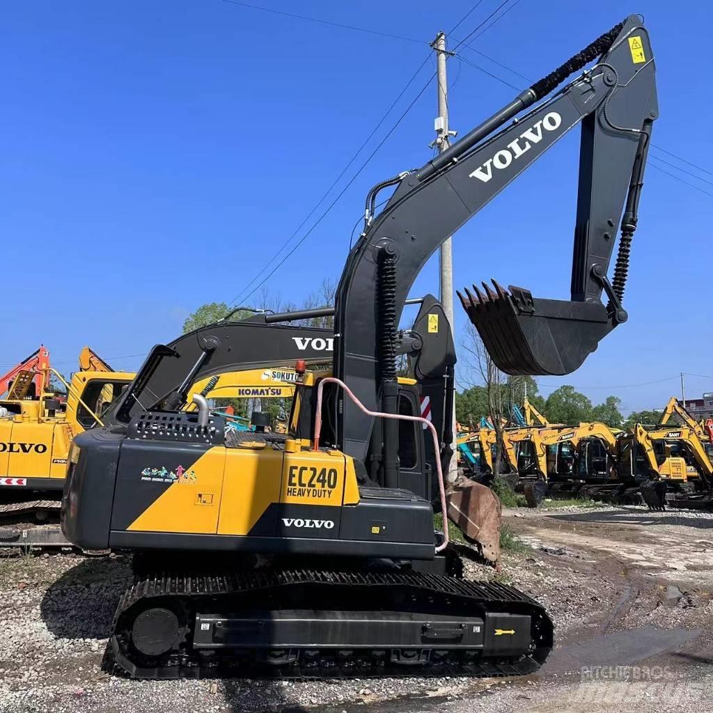 Volvo EC 240 履带挖掘机