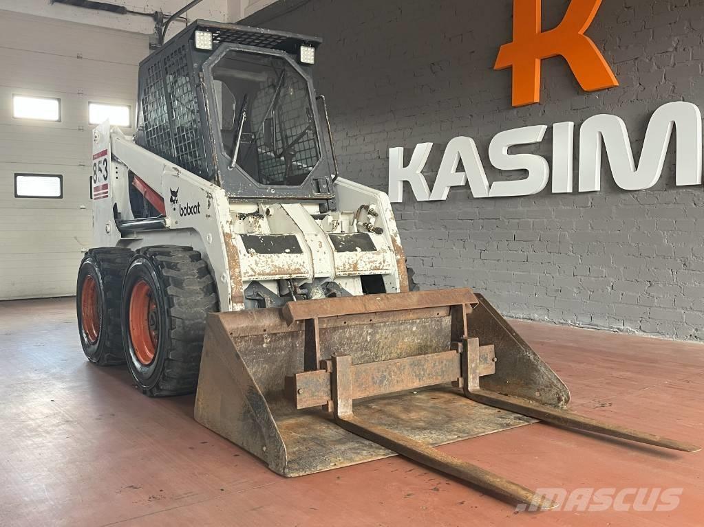 Bobcat 853 滑移装载机