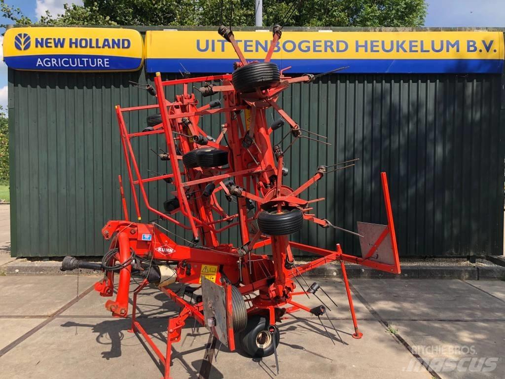 Kuhn GF 8501 M H 犁耙和摊草机