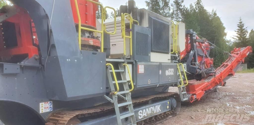 Sandvik QH 332 移动式破碎机