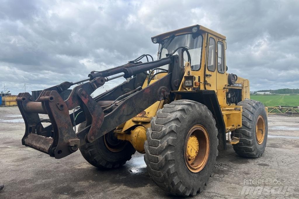 Volvo BM 4400 轮式装载机