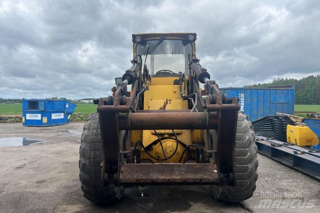 Volvo BM 4400 轮式装载机