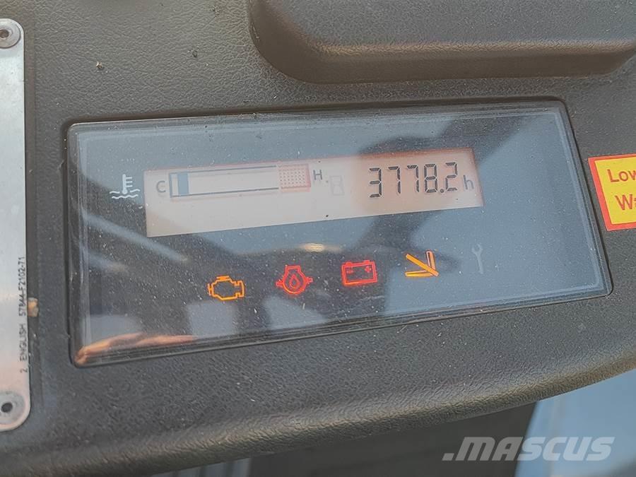 Toyota 02-8FGF25 天然气叉车