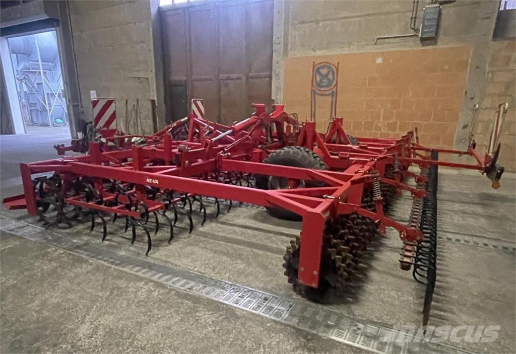 He-Va Maxi Dan 60 多功能条播机