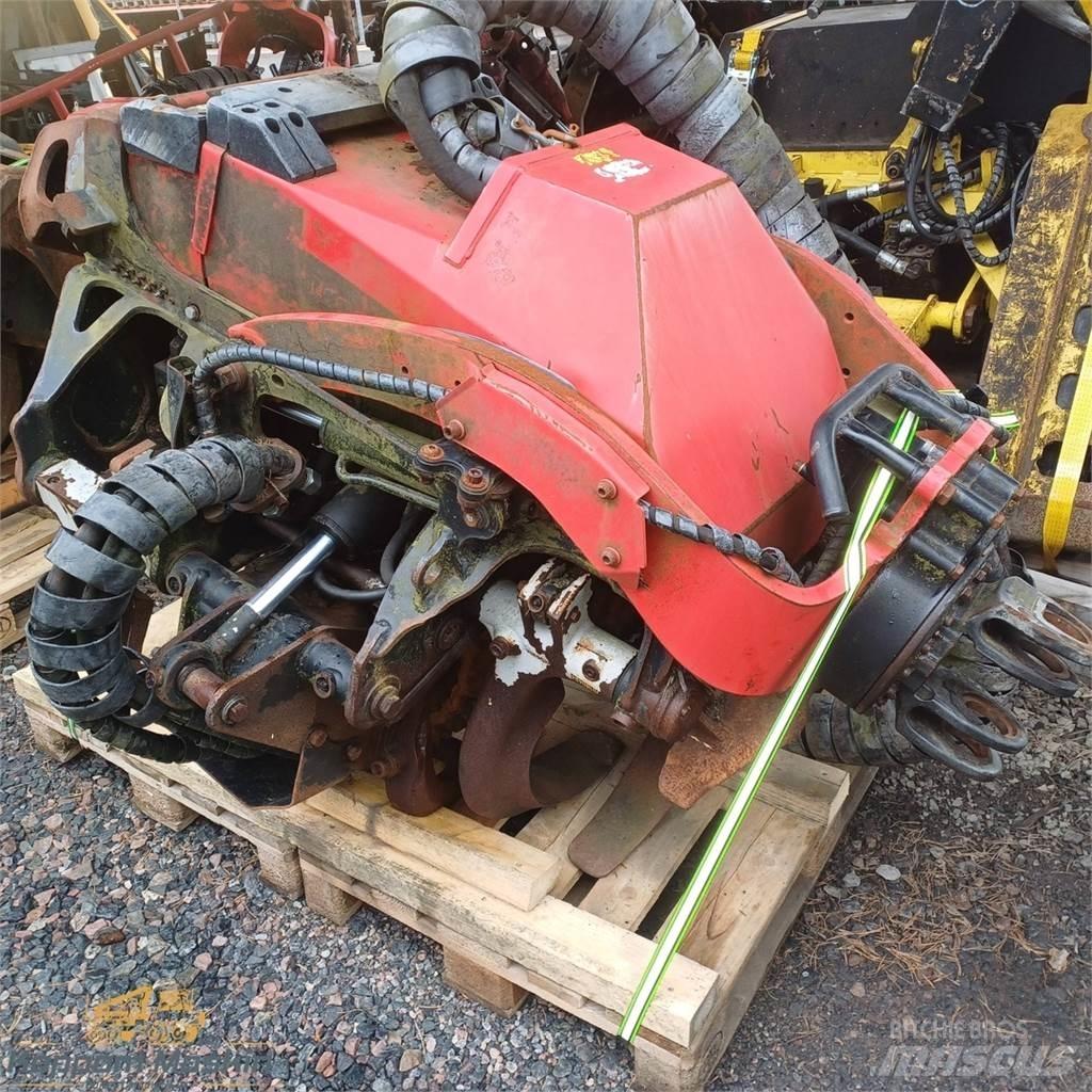 Komatsu C144 收割机机箱