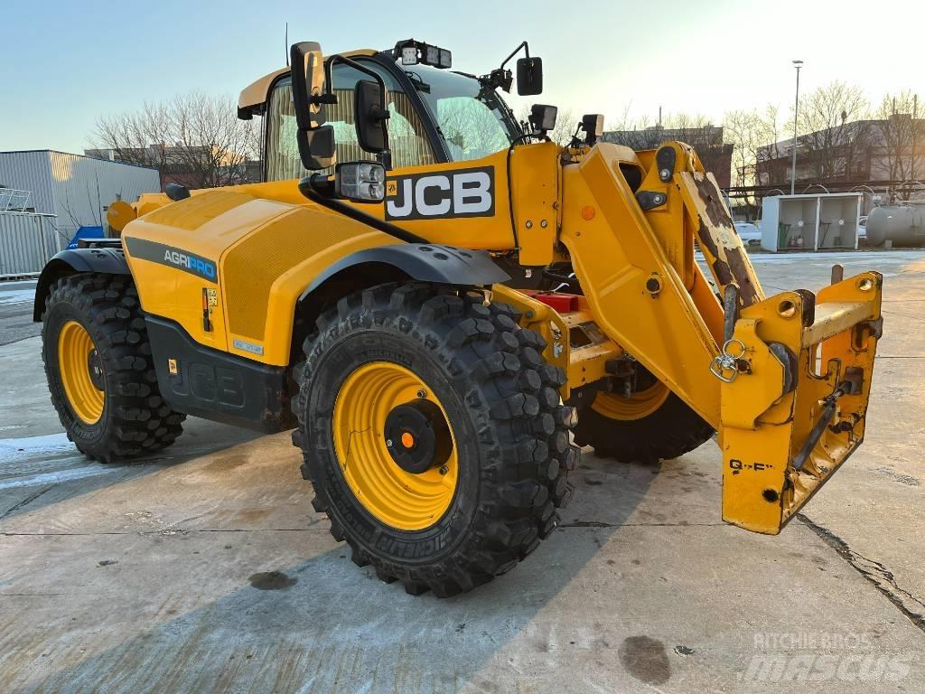 JCB 542X70 AGRI PRO 伸缩臂叉装车|叉装车