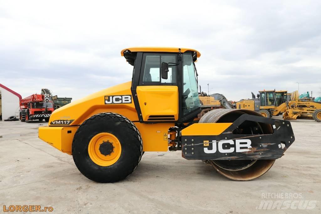 JCB VM 117 土壤压实机