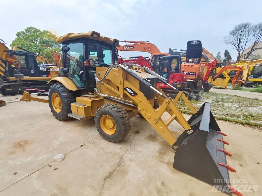 CAT 420F 反铲装载机