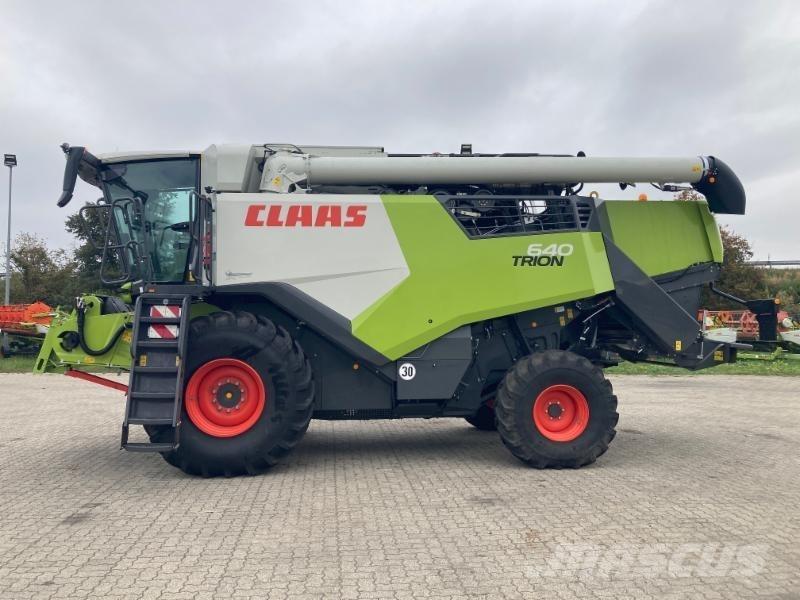 CLAAS TRION 640 联合收割机