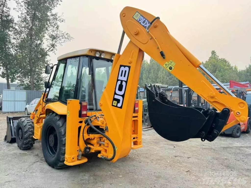 JCB 3 CX 反铲装载机