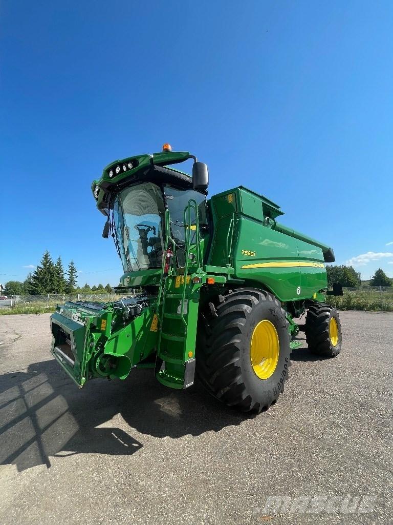 John Deere T 560 i 联合收割机