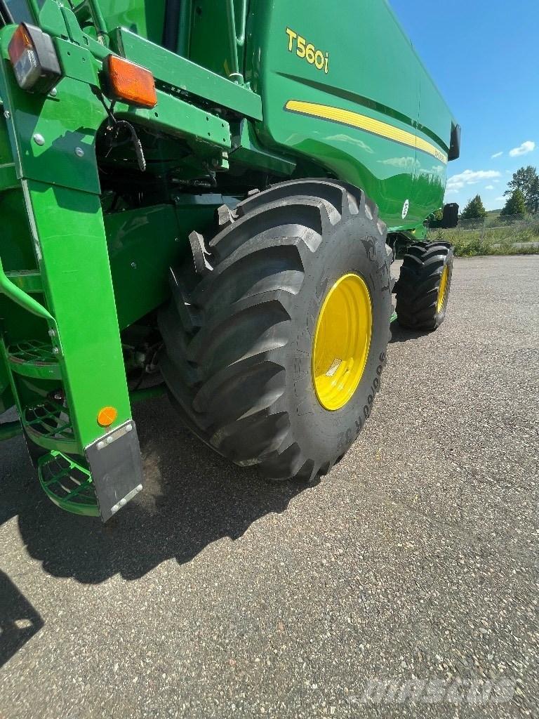 John Deere T 560 i 联合收割机