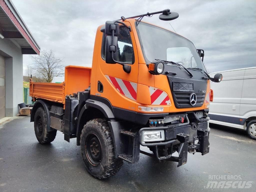 Mercedes-Benz U20 工具车