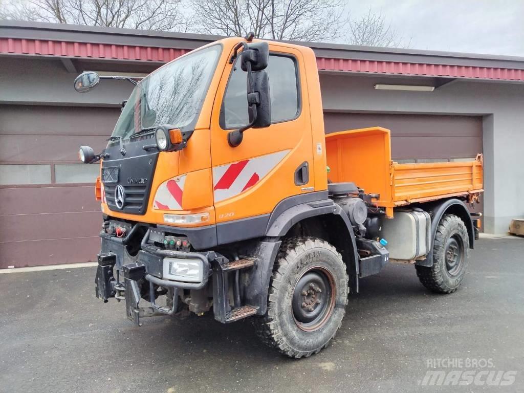 Mercedes-Benz U20 工具车