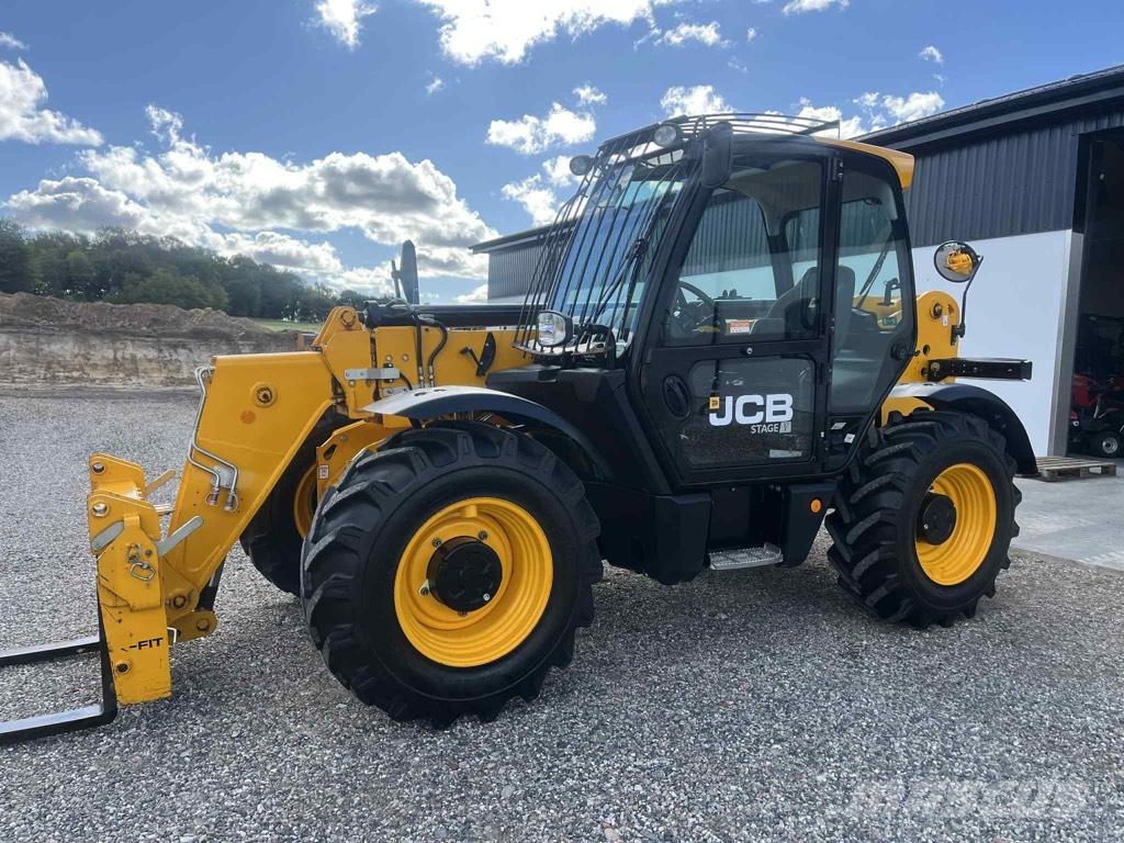JCB 535-95 伸缩臂叉装车|叉装车