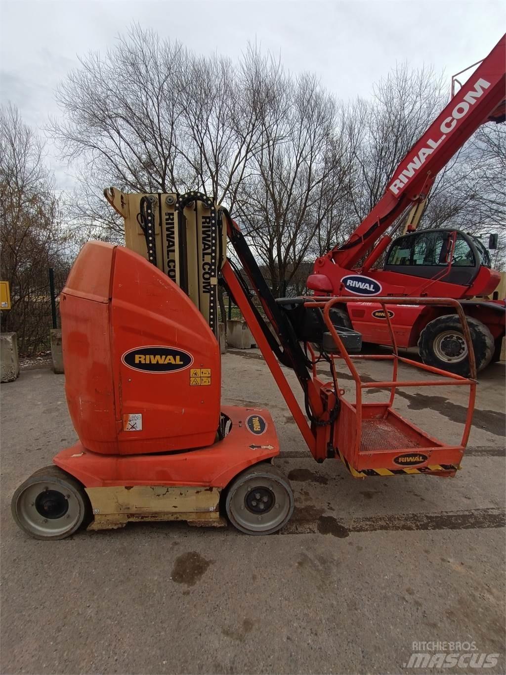 JLG T10E 其他升降机和高空作业平台
