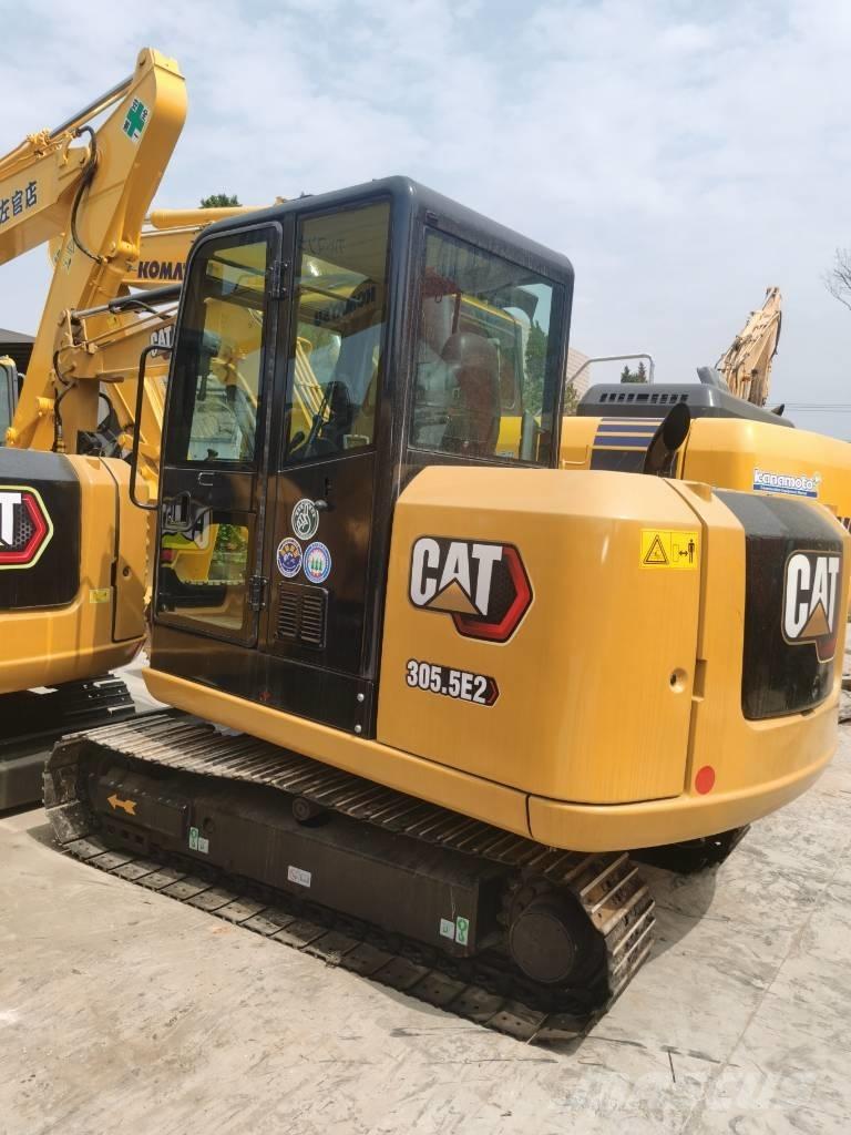 CAT 305.5 E2 小型挖掘机
