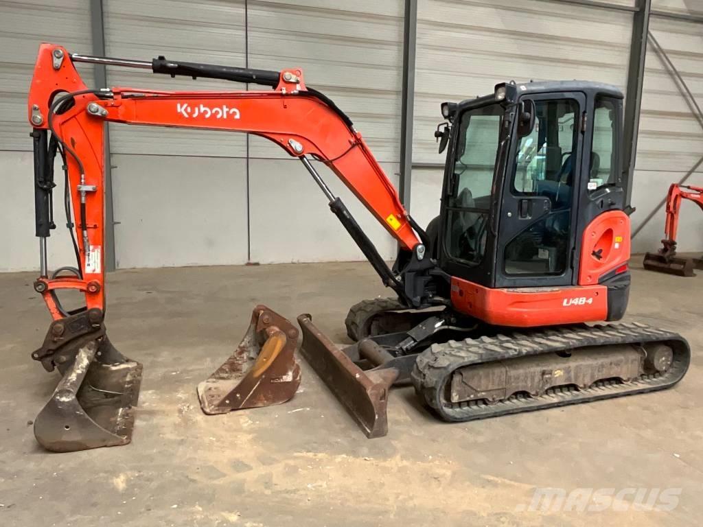 Kubota U 48-4 小型挖掘机