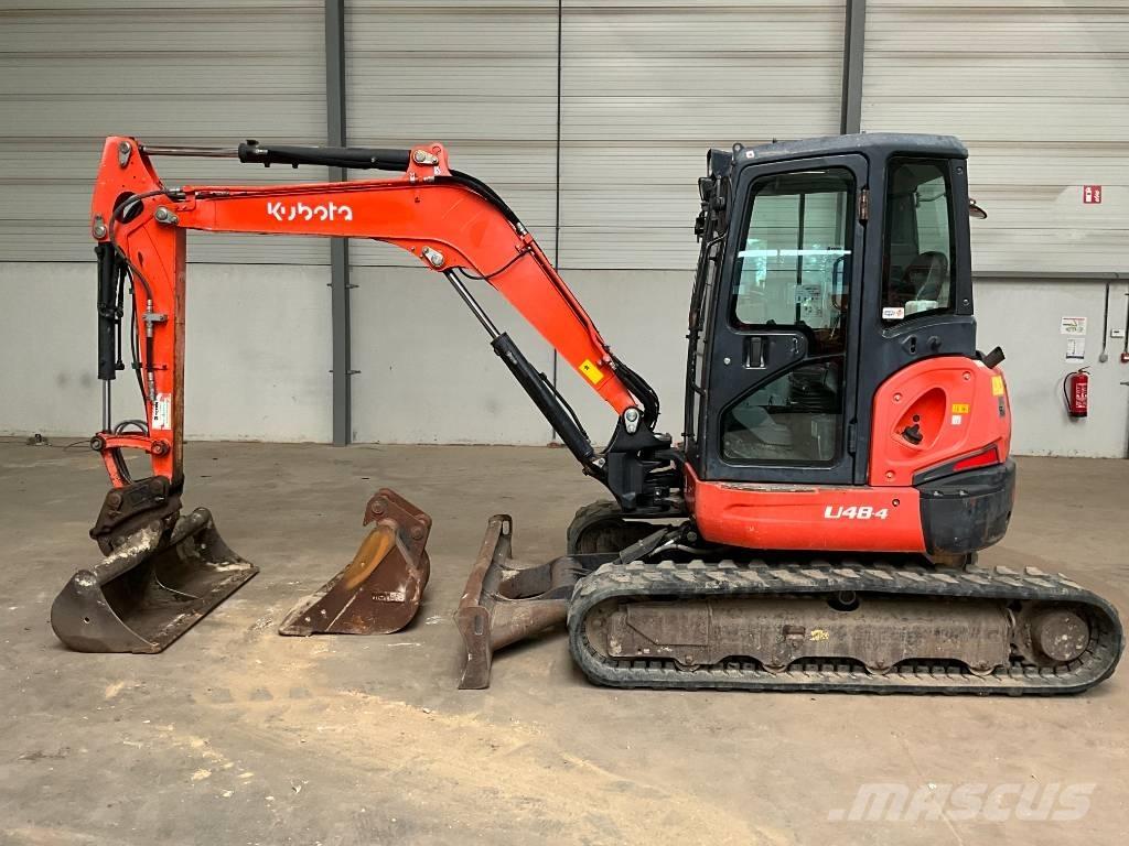 Kubota U 48-4 小型挖掘机