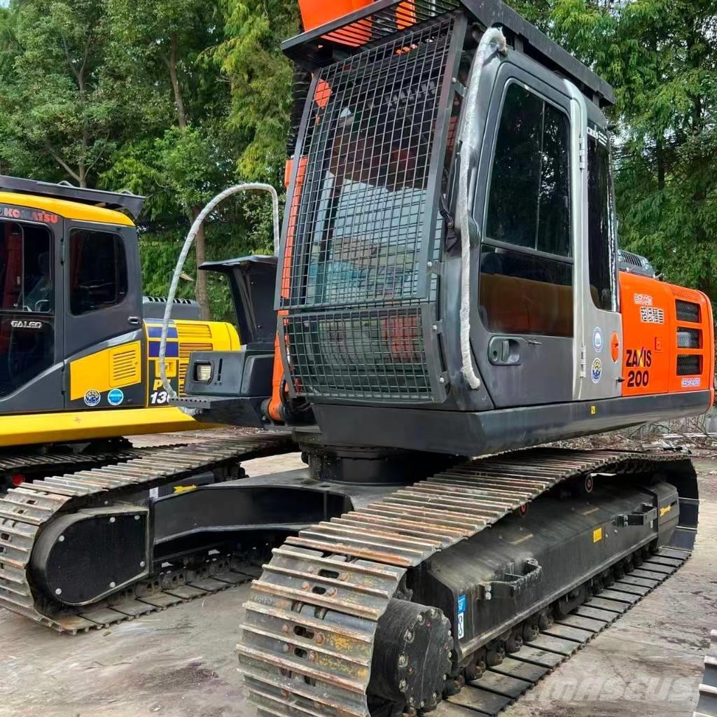 Hitachi ZX 250-3 G 中型挖掘机