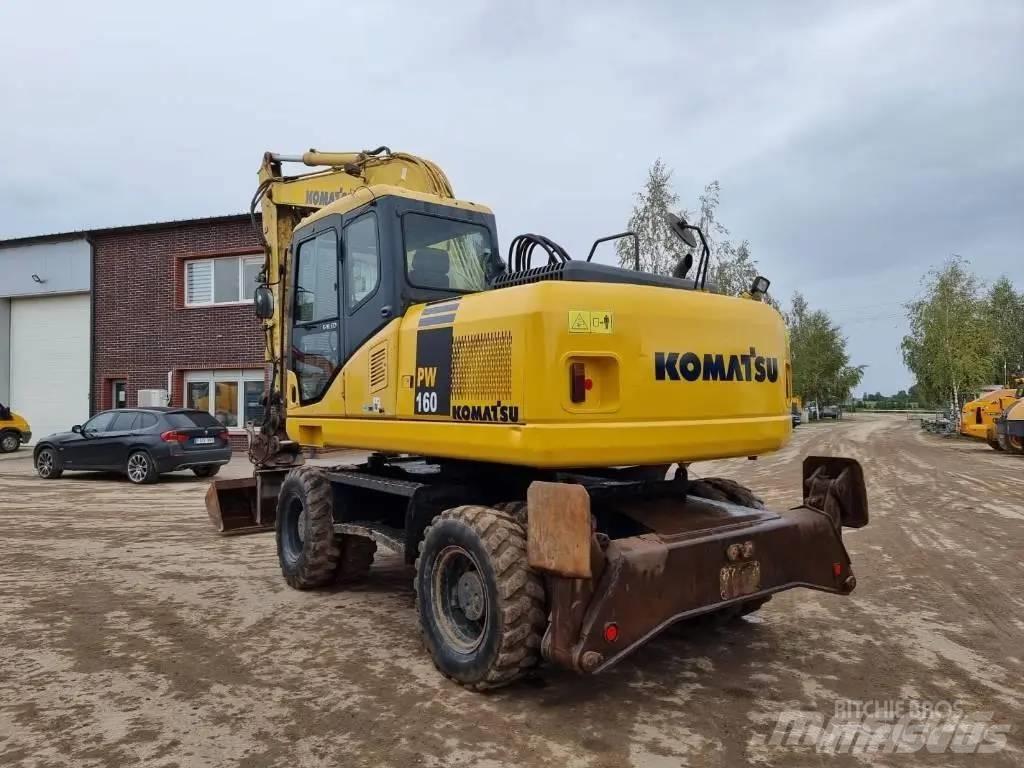 Komatsu PW 160-7 轮式挖掘机