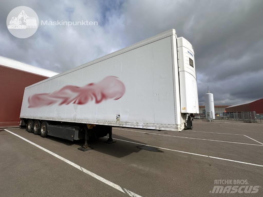 Schmitz SKO 24 保温半挂车