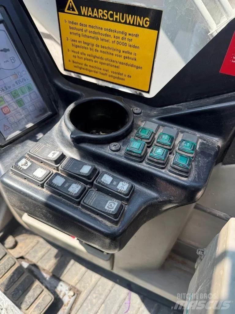 Takeuchi TB1160W 轮式挖掘机