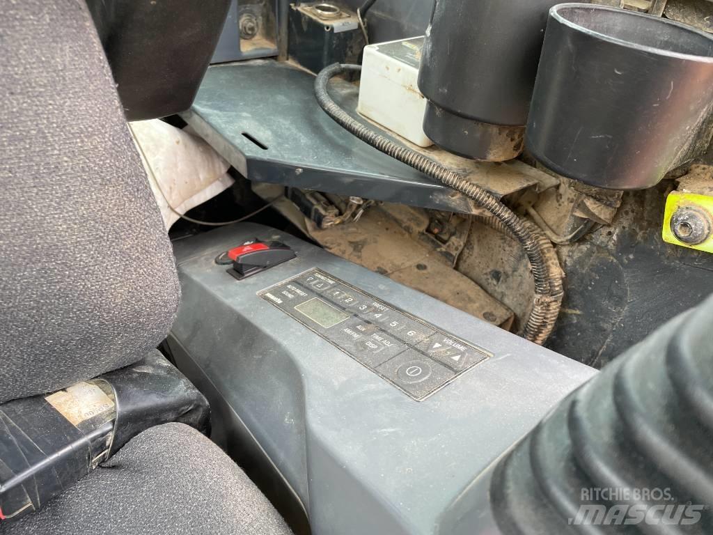 Komatsu PC 138 履带挖掘机