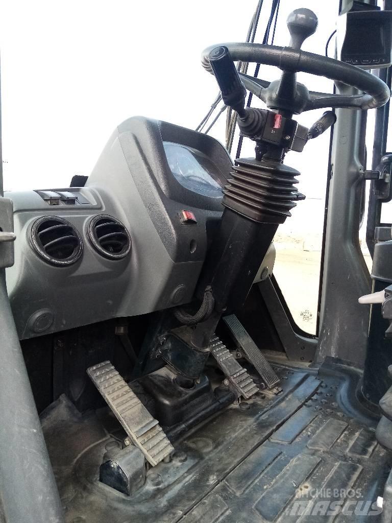 Hyundai HL 757-9 轮式装载机