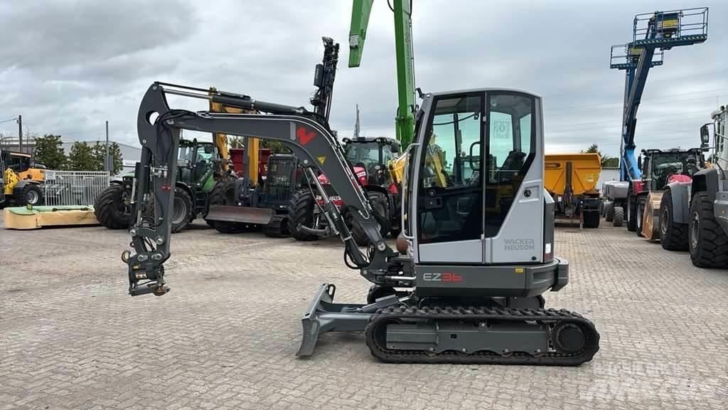 Wacker Neuson EZ36 小型挖掘机