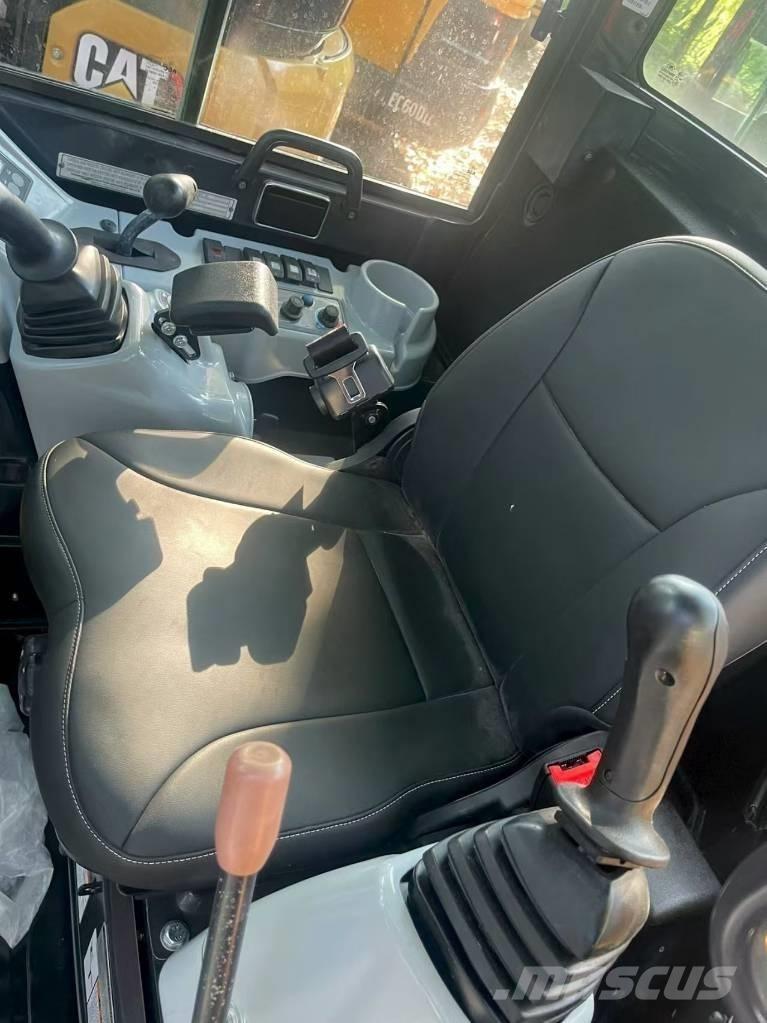 Yanmar vio35-6B 小型挖掘机