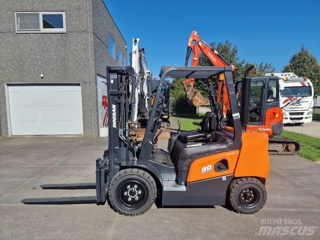 Doosan d30nxp 柴油叉车