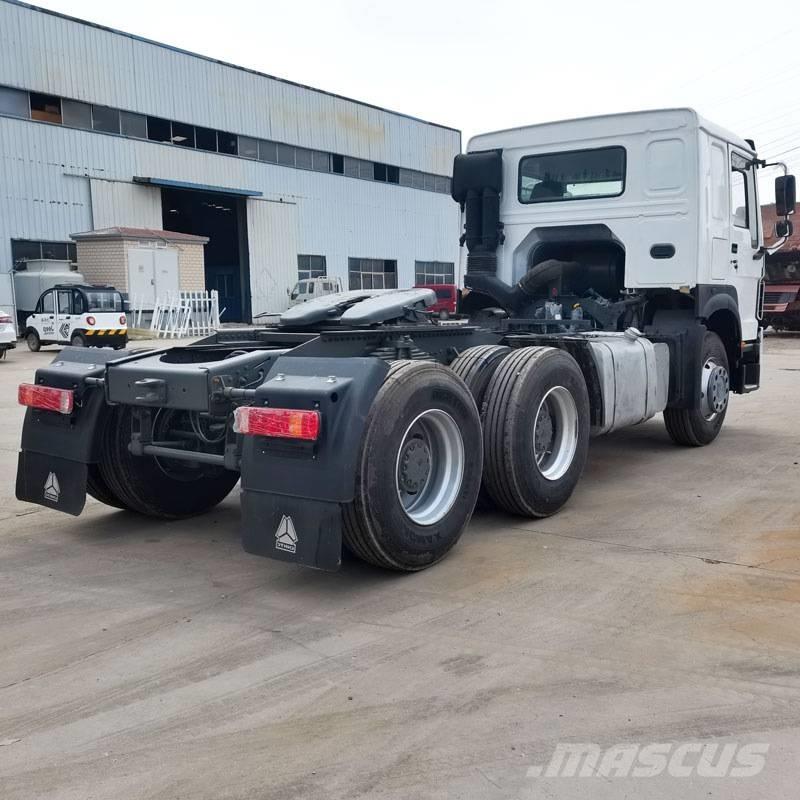 Howo 375 6x4 牵引车