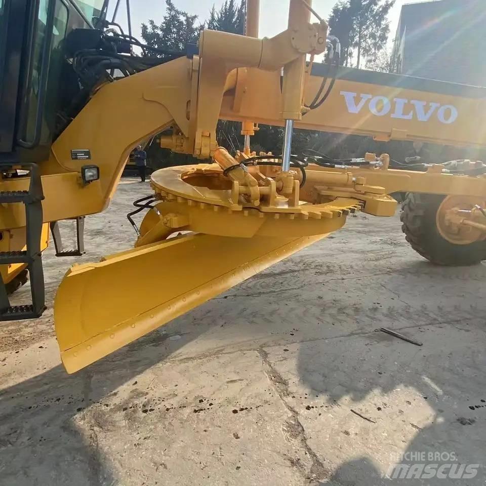 Volvo G740B 平地机/推土机