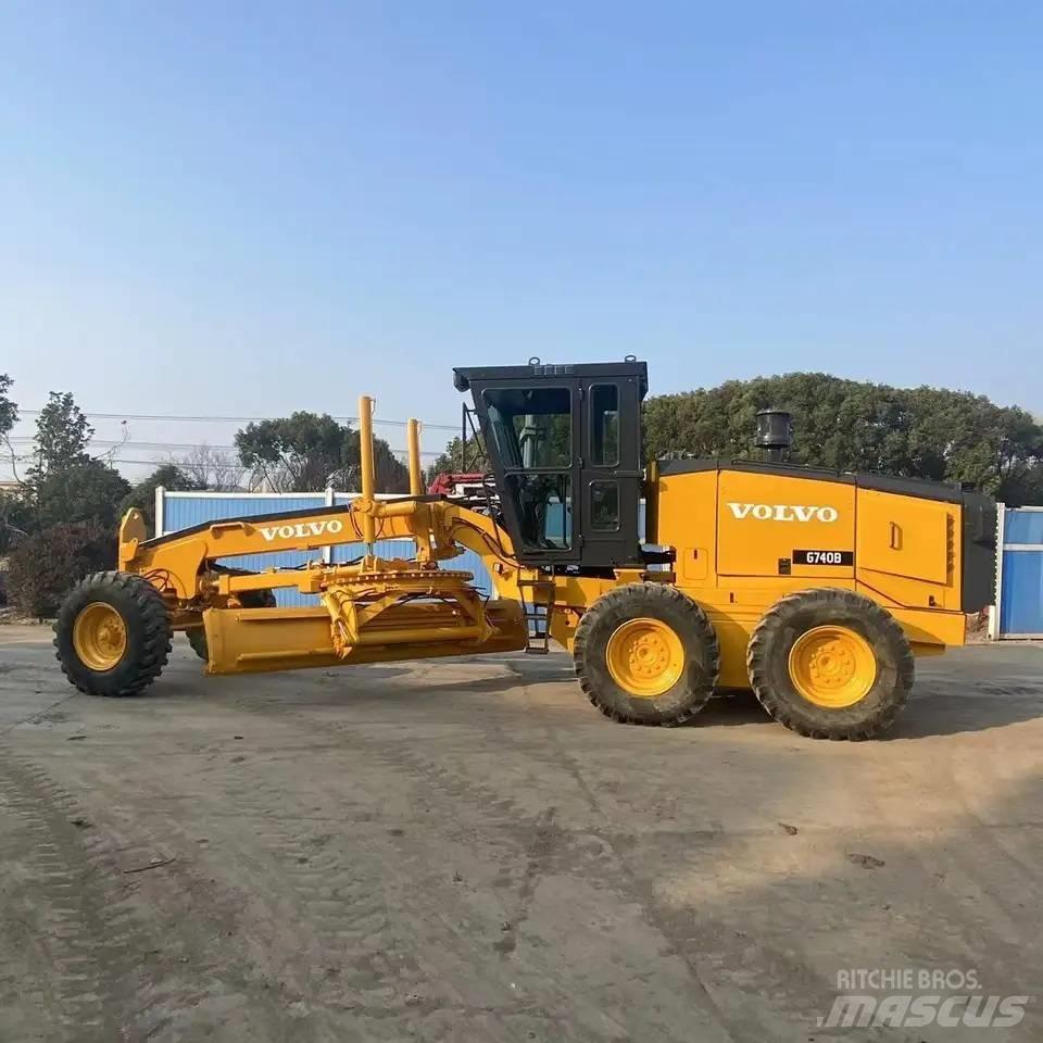 Volvo G740B 平地机/推土机