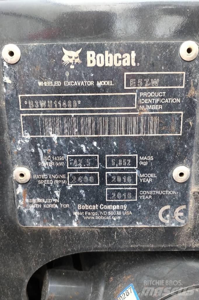 Bobcat W57 轮式挖掘机