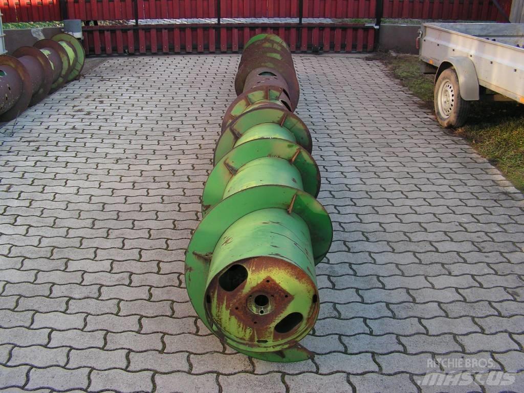 John Deere 818 联合收割机头