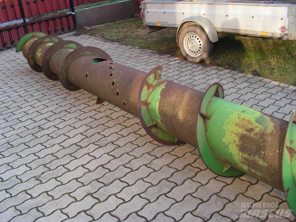 John Deere 818 联合收割机头